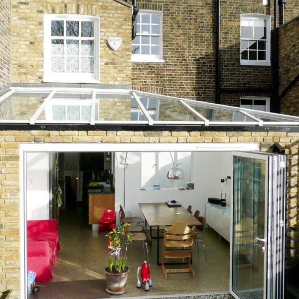 - marchini-architecture.com, - Clapham, - rear extension, - glass roof, - garden room, - sliding folding doors